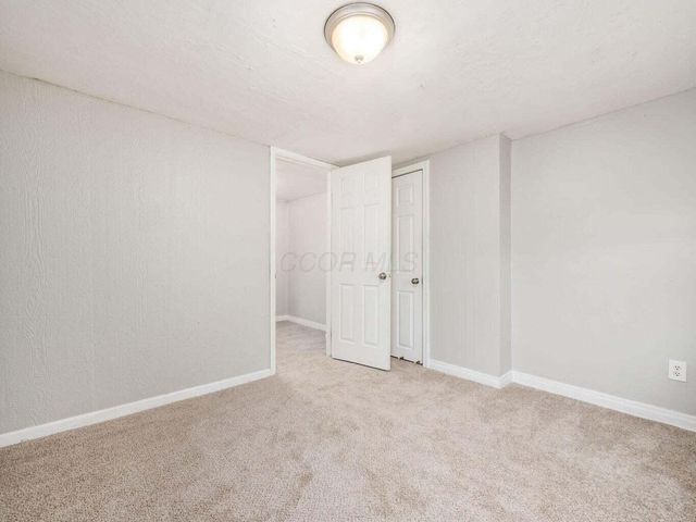 21 Benfield Avenue, Columbus, OH 43207