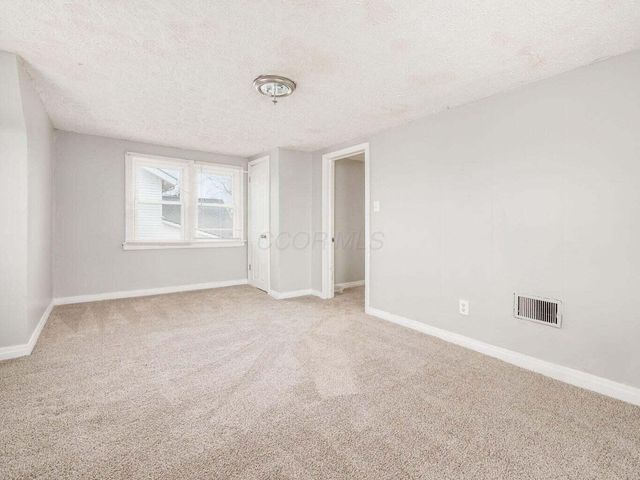 21 Benfield Avenue, Columbus, OH 43207
