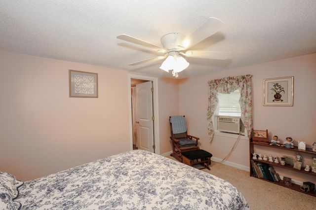 7 Marilyn Drive, Concord, NH 03303