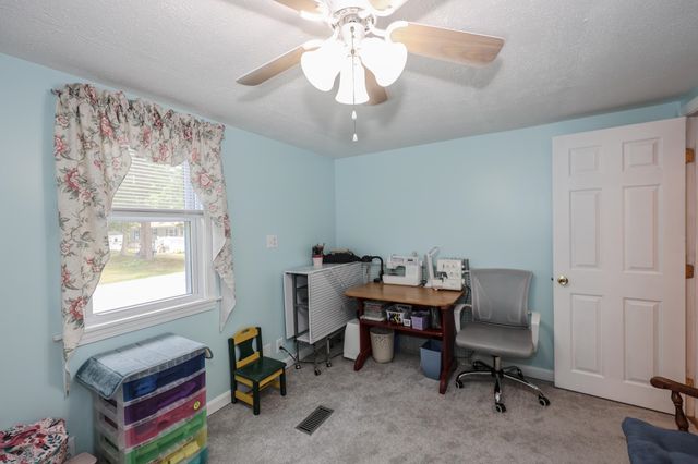 7 Marilyn Drive, Concord, NH 03303