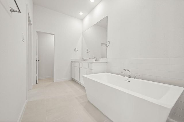 219 Cypress Pond Place, Montgomery, TX 77316