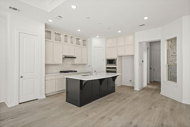 219 Cypress Pond Place, Montgomery, TX 77316