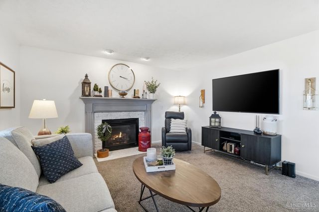 426 Lake Front Drive, Lebanon, OH 45036