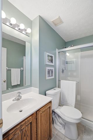 426 Lake Front Drive, Lebanon, OH 45036