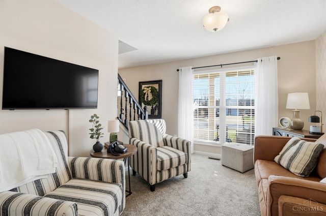 426 Lake Front Drive, Lebanon, OH 45036