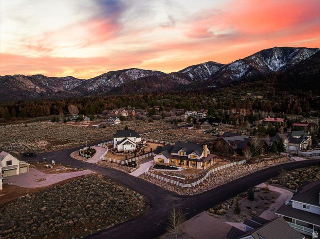 1210 E BRISTLE CONE RD, Pine Valley, UT 84781