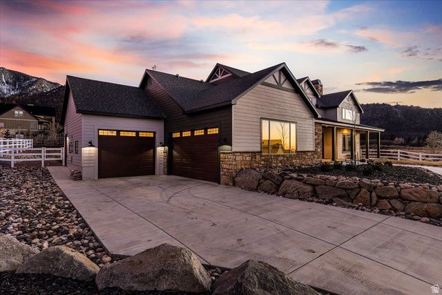 1210 E BRISTLE CONE RD, Pine Valley, UT 84781