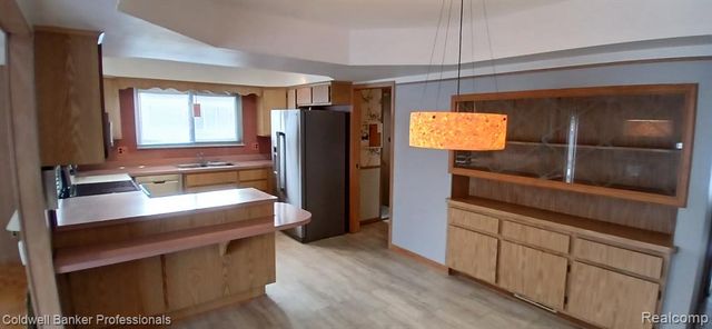 30632 Ohmer Drive, Warren, MI 48092