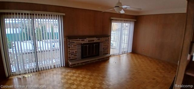 30632 Ohmer Drive, Warren, MI 48092