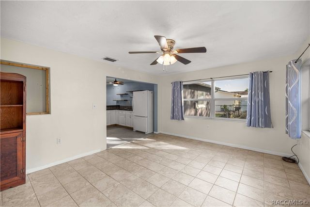 97 S Davis Street, Beverly Hills, FL 34465