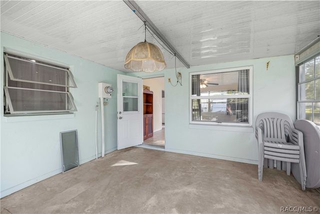 97 S Davis Street, Beverly Hills, FL 34465