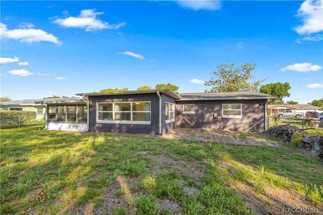 97 S Davis Street, Beverly Hills, FL 34465