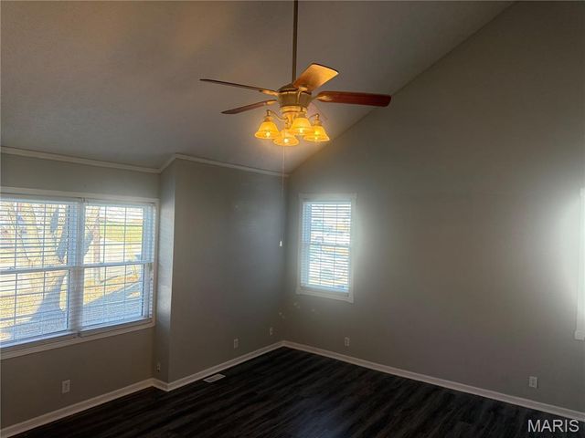 108 Dogwood Circle, St Robert, MO 65584