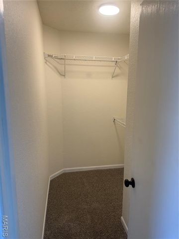 108 Dogwood Circle, St Robert, MO 65584