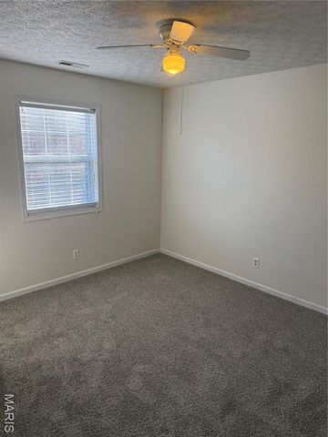 108 Dogwood Circle, St Robert, MO 65584