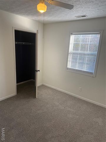 108 Dogwood Circle, St Robert, MO 65584