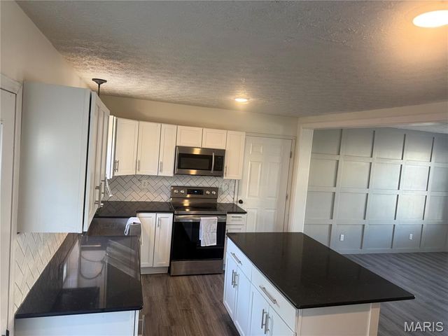 108 Dogwood Circle, St Robert, MO 65584