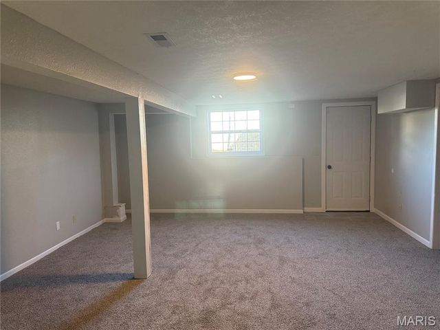 108 Dogwood Circle, St Robert, MO 65584