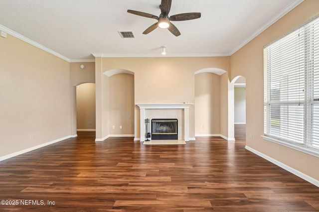 733 WAKEMONT Drive, Orange Park, FL 32065