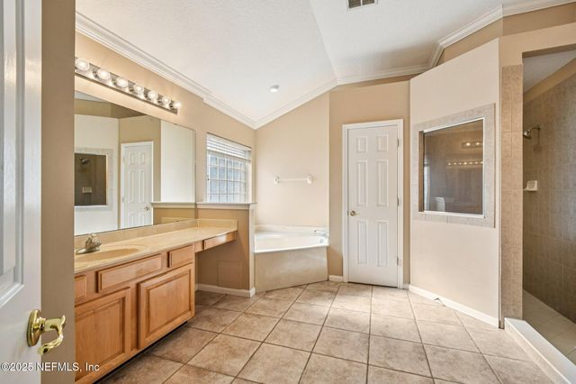 733 WAKEMONT Drive, Orange Park, FL 32065