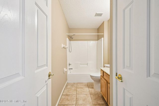 733 WAKEMONT Drive, Orange Park, FL 32065