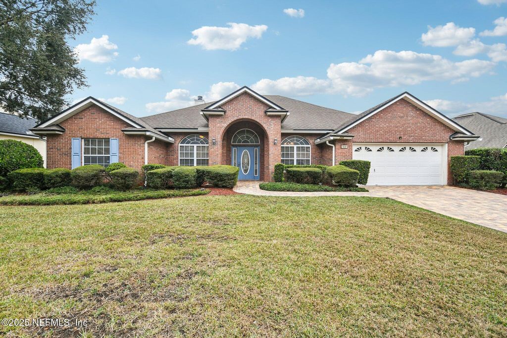 733 WAKEMONT Drive, Orange Park, FL 32065