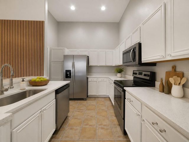 2141 ISLAND WALK DRIVE, Orlando, FL 32824