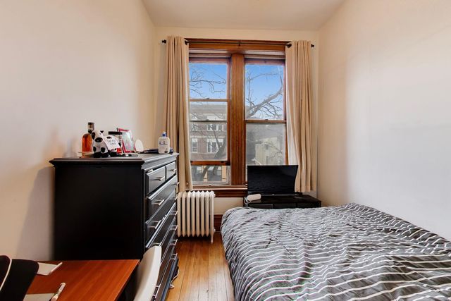 2815 N Racine Avenue 2, Chicago, IL 60657