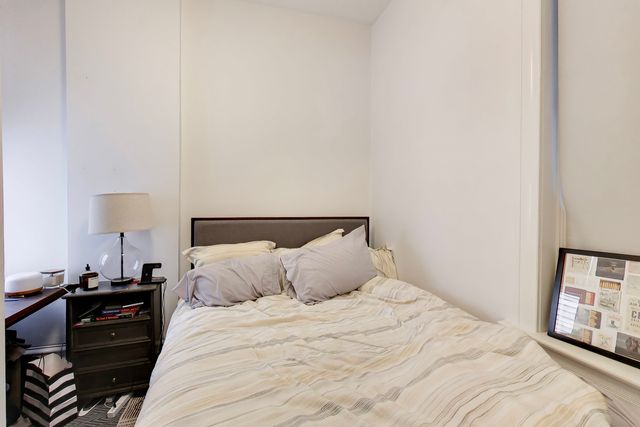 2815 N Racine Avenue 2, Chicago, IL 60657