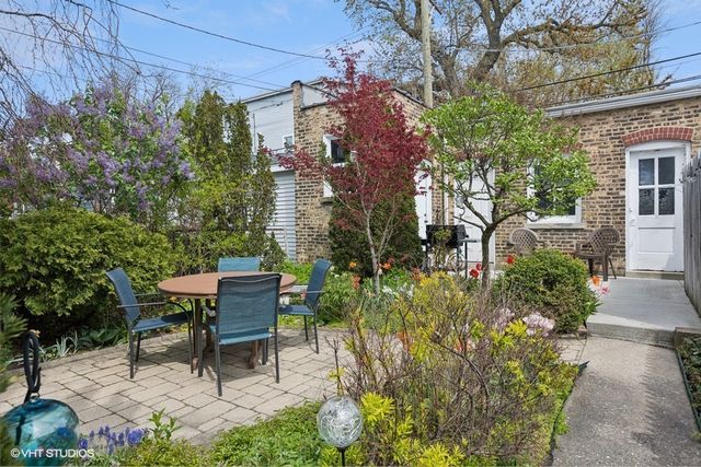 2815 N Racine Avenue 2, Chicago, IL 60657