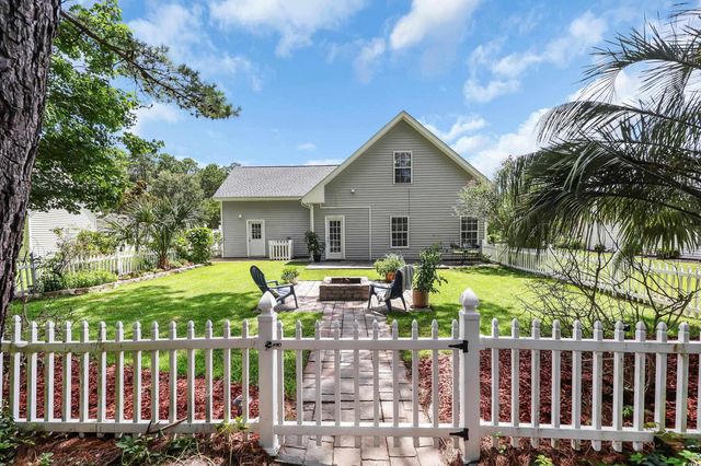 4536 Fringetree Dr., Murrells Inlet, SC 29576