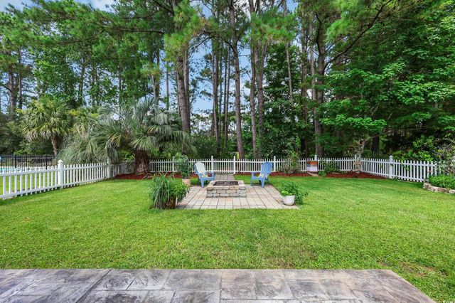 4536 Fringetree Dr., Murrells Inlet, SC 29576
