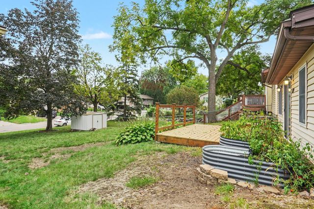 549 18th Avenue N, South Saint Paul, MN 55075