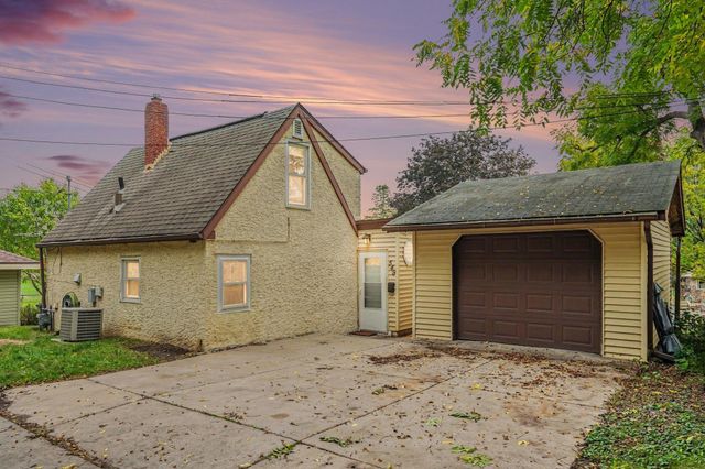 549 18th Avenue N, South Saint Paul, MN 55075