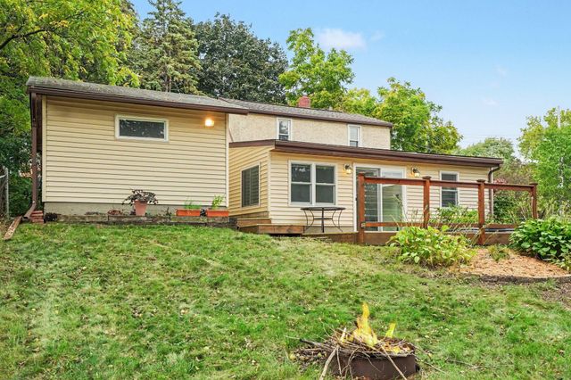 549 18th Avenue N, South Saint Paul, MN 55075