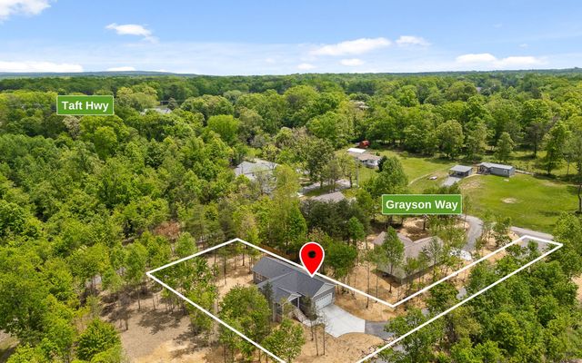 222 Grayson Way, Signal Mountain, TN 37377