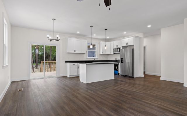222 Grayson Way, Signal Mountain, TN 37377