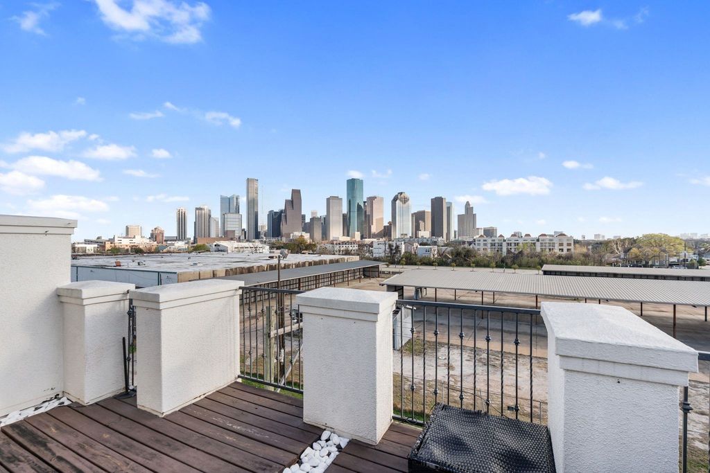 1708 Dart Street, Houston, TX 77007