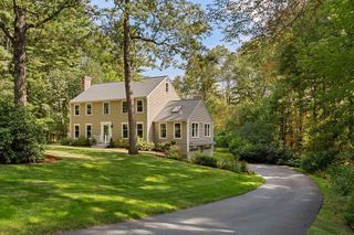 14 Fieldstone Dr., Westford, MA 01886