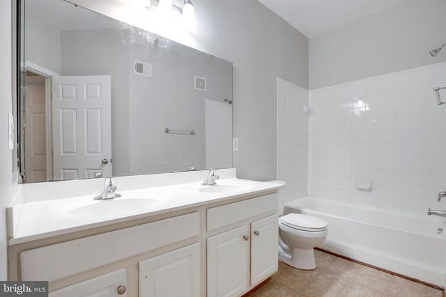 2703 SHEFFIELD HILL WAY, Woodbridge, VA 22191