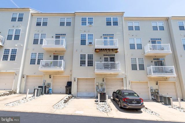 2703 SHEFFIELD HILL WAY, Woodbridge, VA 22191