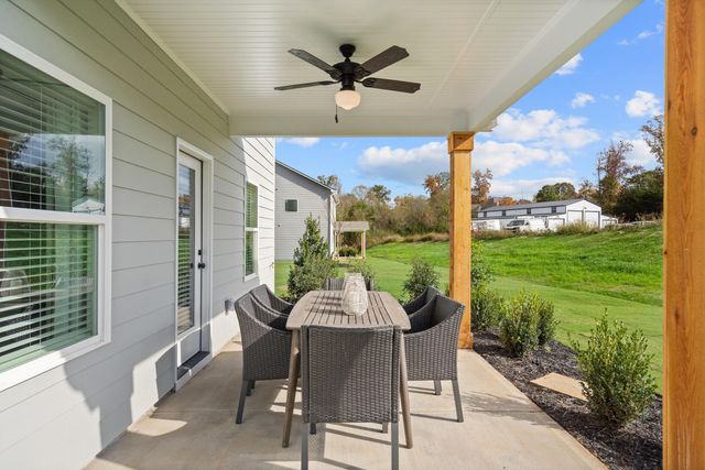8127 Harbour Chase Loop, Ooltewah, TN 37363