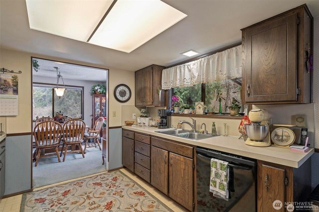 3124 Zenkner Valley Road SW, Centralia, WA 98531