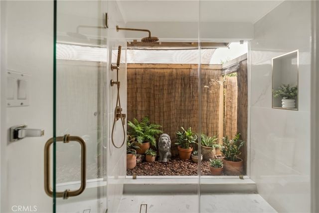18931 Mayall Street, Northridge, CA 91324