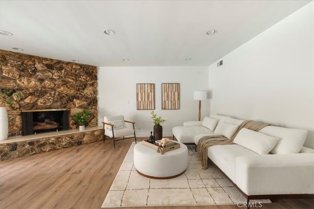 18931 Mayall Street, Northridge, CA 91324