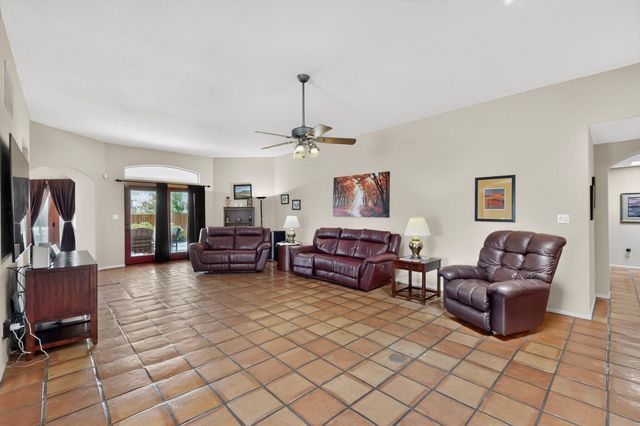 321 Paseo De Corrales, Corrales, NM 87048