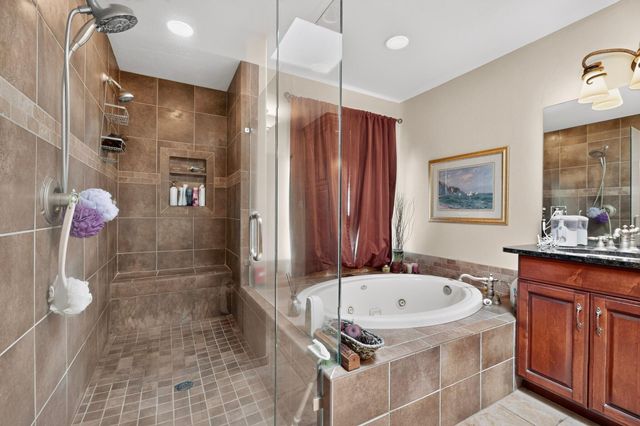 321 Paseo De Corrales, Corrales, NM 87048