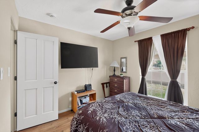 321 Paseo De Corrales, Corrales, NM 87048