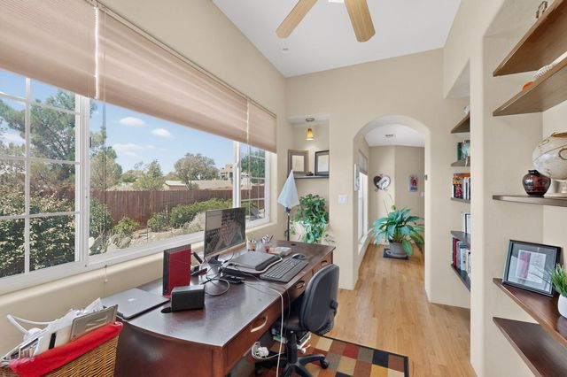 321 Paseo De Corrales, Corrales, NM 87048