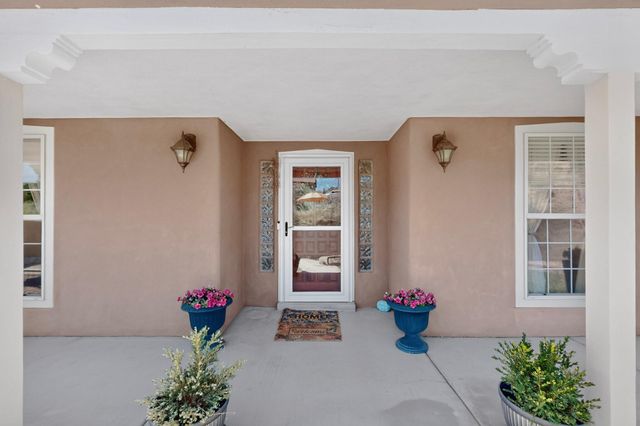 321 Paseo De Corrales, Corrales, NM 87048